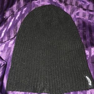 🚨VANS BEANIE FOR$8🚨